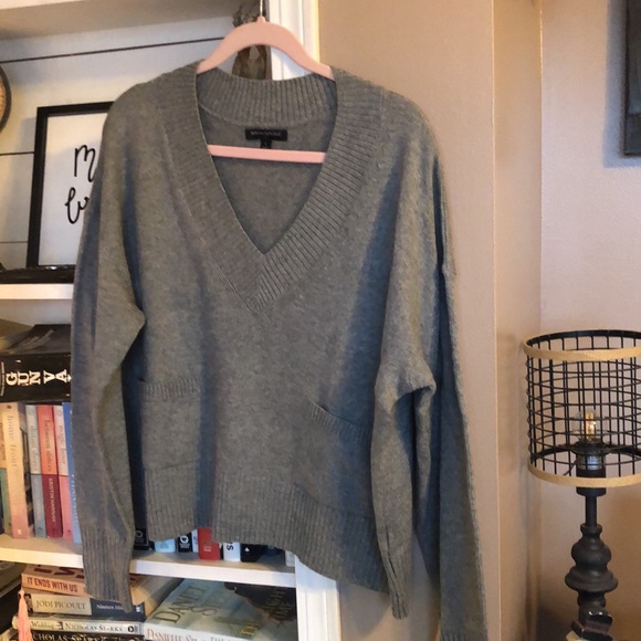 Women’s sweater - Picture 1 of 6